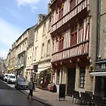 Nyaraló In