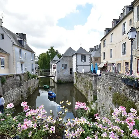 Nyaraló In Bayeux