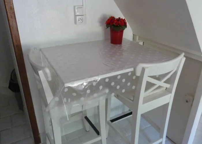 In בית נופש באיו